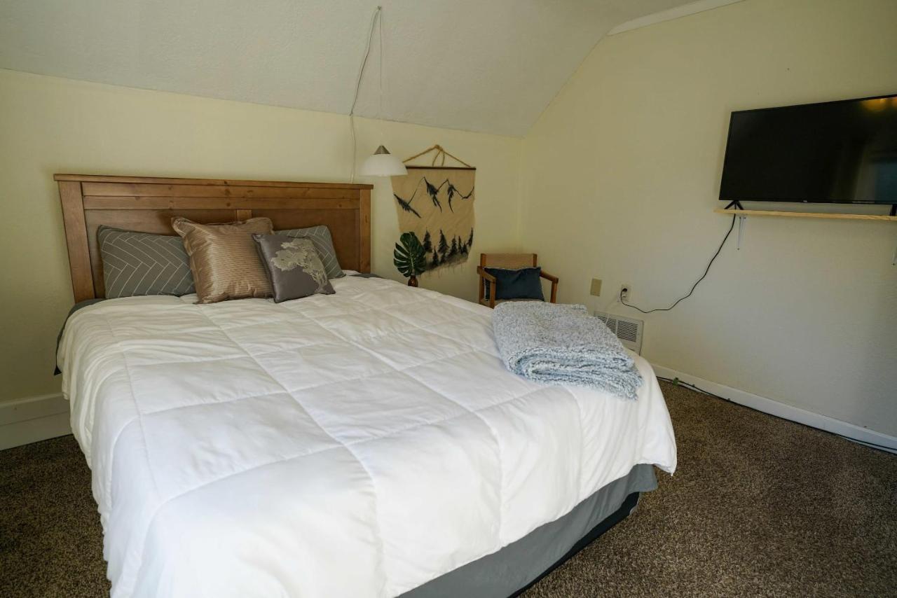 2 Bedroom Apartment Near Ndsu And Downtown Fargo Bagian luar foto