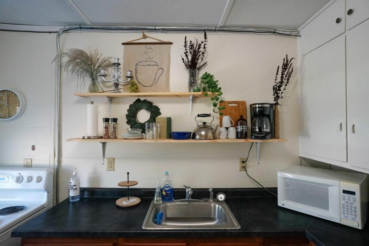 2 Bedroom Apartment Near Ndsu And Downtown Fargo Bagian luar foto