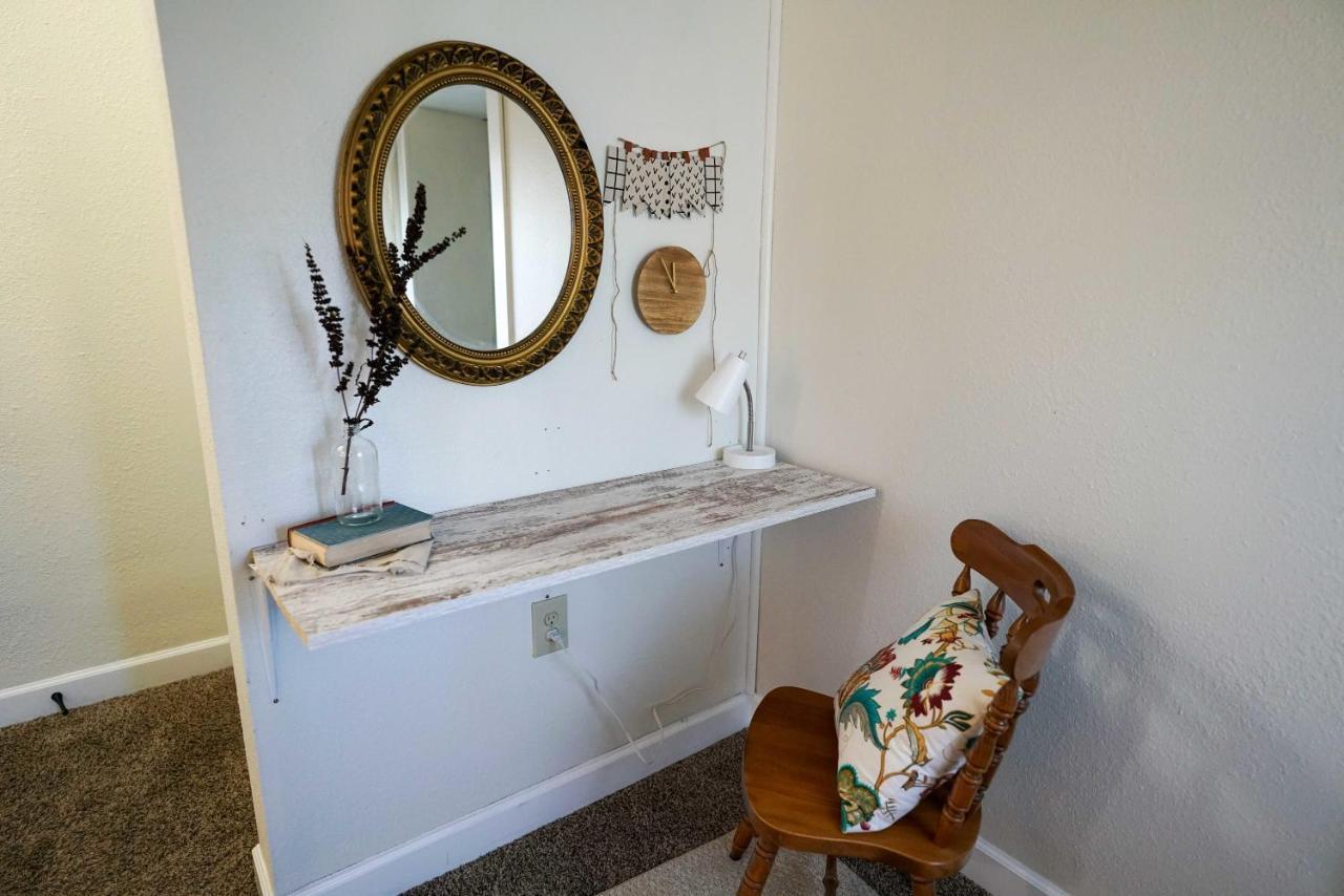2 Bedroom Apartment Near Ndsu And Downtown Fargo Bagian luar foto